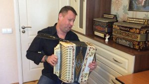 Паша гармонист - Плакуча гітара. Українська народна пісня.