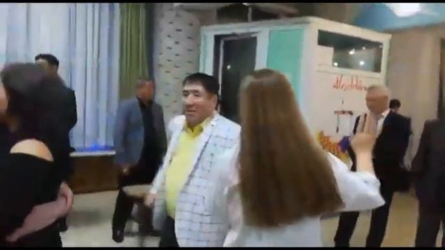 Лучшая песня для ветерана уголовного розыска "Юбилей Нуржана". смотреть онлайн