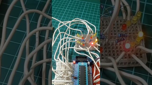 Прототип игры ИМ-02 на atmega8 очень простой для повторения