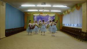 Танец "Вальс цветов" П.И.Чайковский, творческий коллектив "Незабудки"