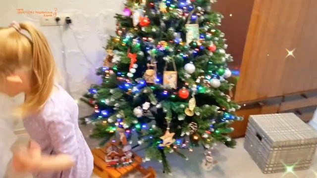 НАРЯДИЛИ НАШУ ЁЛОЧКУ 🌲🎄✨️/АТМОСФЕРА ПРАЗДНИКА/ смотреть онлайн