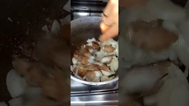 Жареное МЯСО с луком.