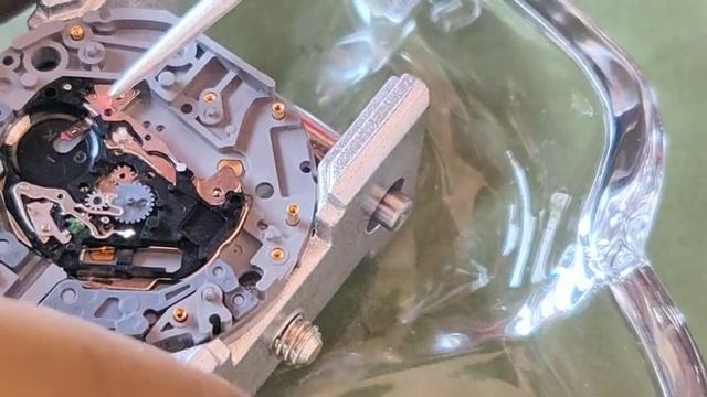 How To Repair A Fossil Watch? Servicing Miyota Cal.js16 Movement#watches #miyota #fossil