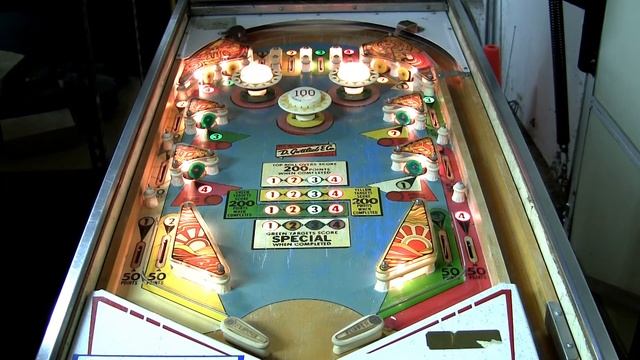 Gottlieb 4 Square Pinball Machine смотреть онлайн
