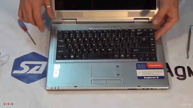 Замена клавиатуры на ноутбуке, repair notebook keyboard смотреть онлайн