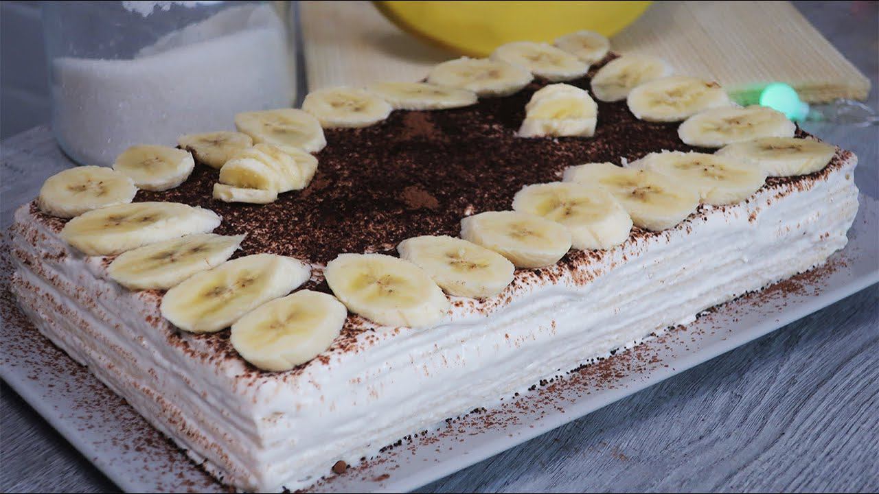 Готовые коржи с бананом. Творожнобонановый торт. Вафельный торт с творожным кремом. Банановый торт из вафельных коржей. Творожно-банановый торт без выпечки.