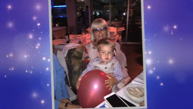 Поздравление от всей семьи. С днём рождения, Рая! смотреть онлайн