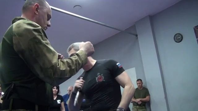 ТЕХНИКА НОЖЕВОГО БОЯ. ПОДГОТОВИТЕЛЬНЫЕ УПРАЖНЕНИЯ ЧАСТЬ 2  Денис Ряузов/.Боевые искусства