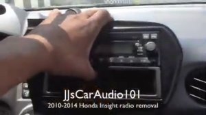 how to remove 2010-2014 Honda Insight radio