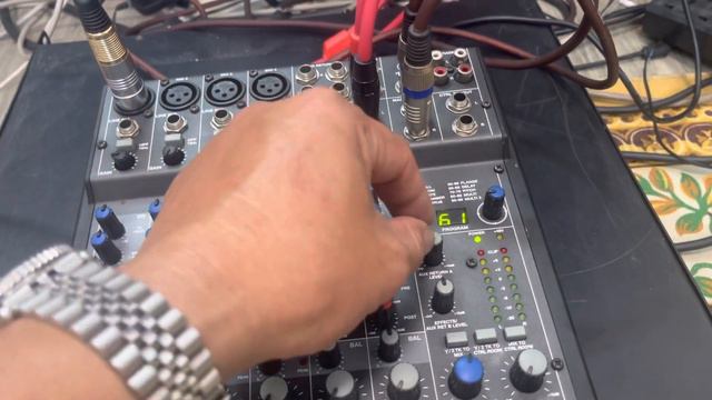 Mixer alesis multimix8 hàng bãi Mỹ có 100 kênh efects tha hồ lựa chọn смотреть онлайн