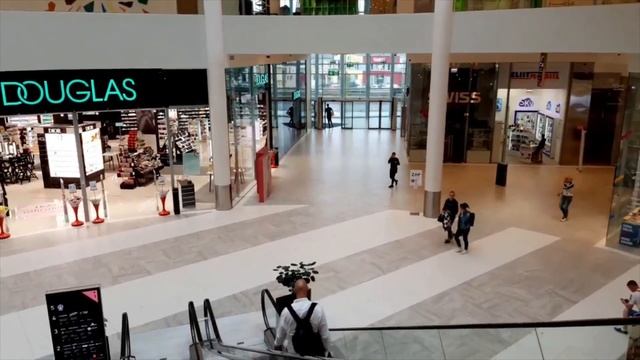 T1 shopping centre compared to Ülemiste shopping centre / Торговый центр T1 по сравнению с  Юлемист