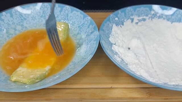 Хозяйка из Индии научила меня так вкусно готовить кабачки, вкуснее мяса! Быстро и просто рецепт... смотреть онлайн