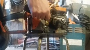 Piła Tajga 245: demontaż sprzęgła. Бензопила Тайга 245: демонтаж муфты сцепления.