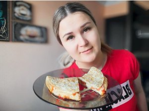 Сытный ПП-Завтрак (Овсяноблин с помидором и сыром).