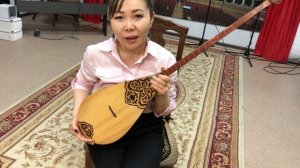 Домбра: как настраивать, какие особенности.