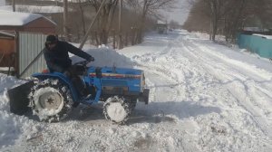 Задний Отвал /Чистим снег минитрактором...