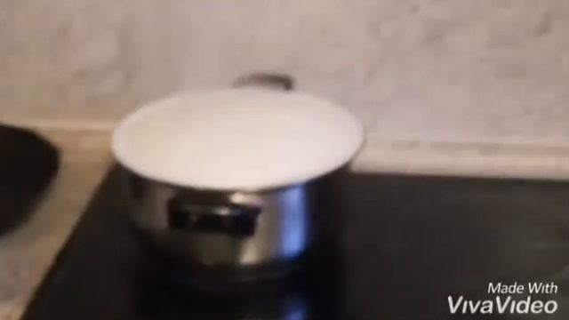 аникули и лёва ведут себя  как ХуДшИе ПоВаРа В мИрЕ на протяжении почти 4 минут