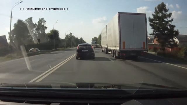 Дисциплинированные европейские водители фур в Московской области смотреть онлайн