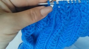 Комплект спицами "Зимний Вечер" из теплой шапки, шарфа и варежек