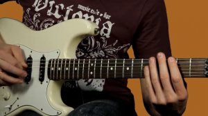 Крутое соло из обычных нот  Как играть быстро на электрогитаре