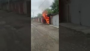 ЖЕСТЬ.Взрыв газового баллона в гараже.Черкесск 1.06.2018г