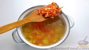 Сырный суп с зелёным горошком