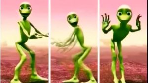 Инопланетянин танцует. Танцующий зелёный человечек - "Dame tu cosita"