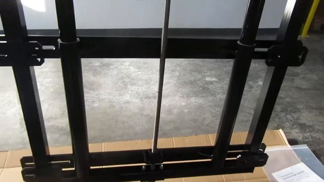 First Team's FT300 Basketball Backboard Height Adjuster смотреть онлайн