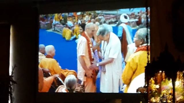 Слайд шоу на Вьяса-Пудже Бхактивайбхава Свами смотреть онлайн