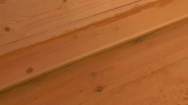 Как сделать проливной пол в бане. Строительство бани 2,2-3,8.: Продолжение. 19.04.2022. смотреть онлайн