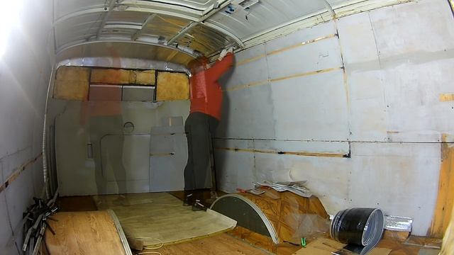 Автодом из ПАЗика часть 3. Разбор, шумоизоляция и утепление ПАЗ смотреть онлайн