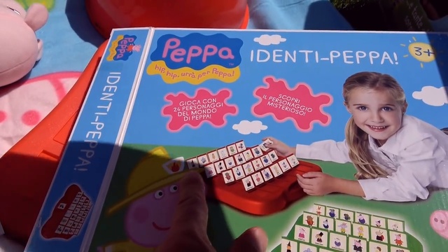Свинка Пеппа СУПЕР огромная коробка с игрушками Сюрприз из Италии в Бассейне с м смотреть онлайн