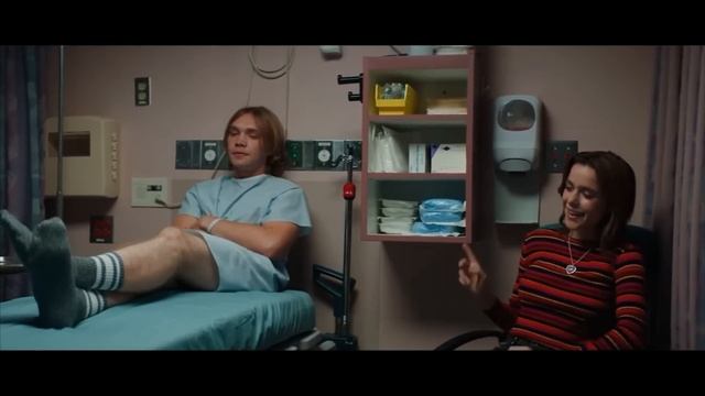 Родители с умственной отсталостью оставили после себя очень умную дочь, которая заботится о них