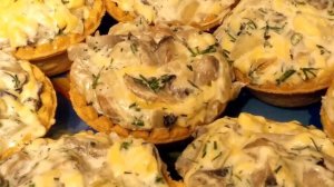 Жульен в тарталетках с грибами и сыром. Нереально вкусно!