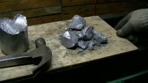Плавил алюминий с медью, получил философский камень