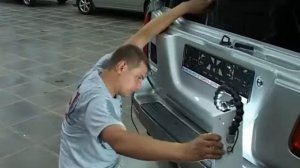 Точечный ремонт детали кузова без покраски