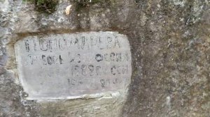 Заброшенное кладбище