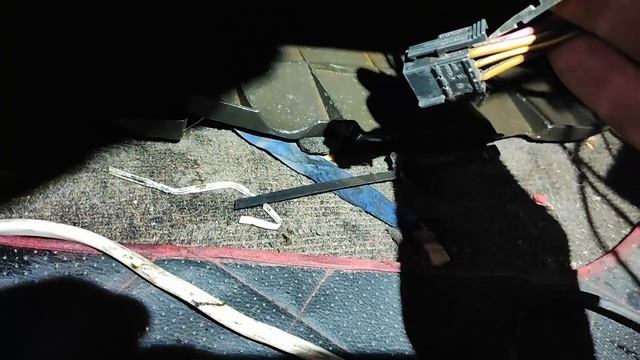 Устройство регулятора вентилятора печки на MB 1840 LS 1998 года WDB954032 смотреть онлайн