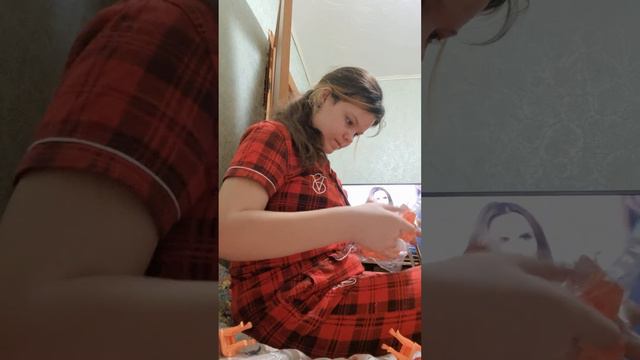 Спасибо родителям за подарок! смотреть онлайн