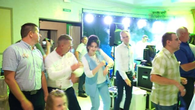 Весілля у Дрогобичі. Гурт "Зоряне сяйво" (ресторан "Амур") смотреть онлайн