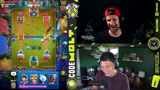 I FIGHT my BEST FRIEND in CLASH ROYALE смотреть онлайн
