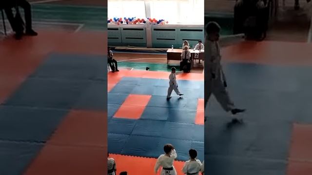 показываю Като смотреть онлайн