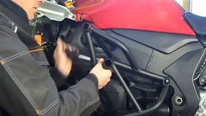 Honda VFR1200F R-Gaza Street Crash Cage Installation / Клетка на VFR1200F 2010- установка и нюансы