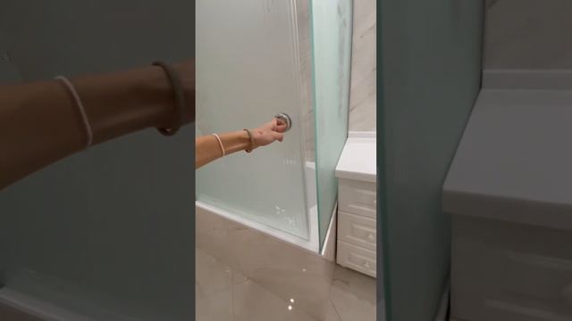 Нестандартна перегородка на ванну | Space Glass