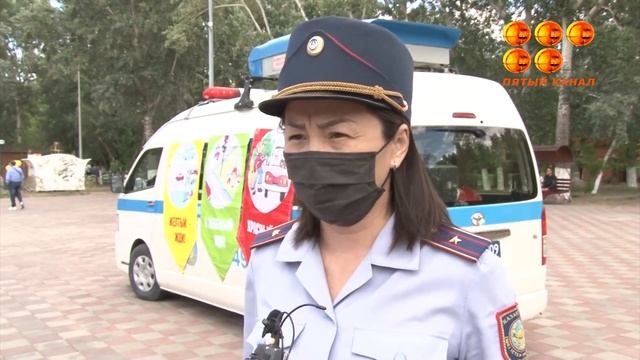 Карагандинские полицейские учили детей правилам дорожного движения смотреть онлайн