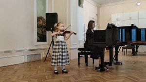 Песня из оперы "Майская ночь" Римский-Корсаков исполняет Вера Васильева 6 лет скрипка