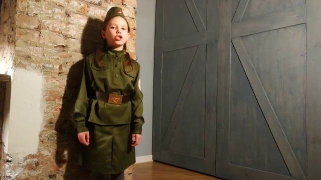Стихотворение Соловьёва Олега «Наш солдат»