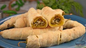 Любители остроты будут в восторге!
ФАРШИРОВАННЫЕ ОСТРЫЕ ПЕРЦЫ В ТЕСТЕ