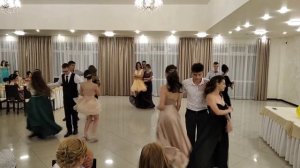 Выпускной вальс