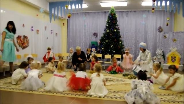 Новогодний утренник (Ясли) смотреть онлайн